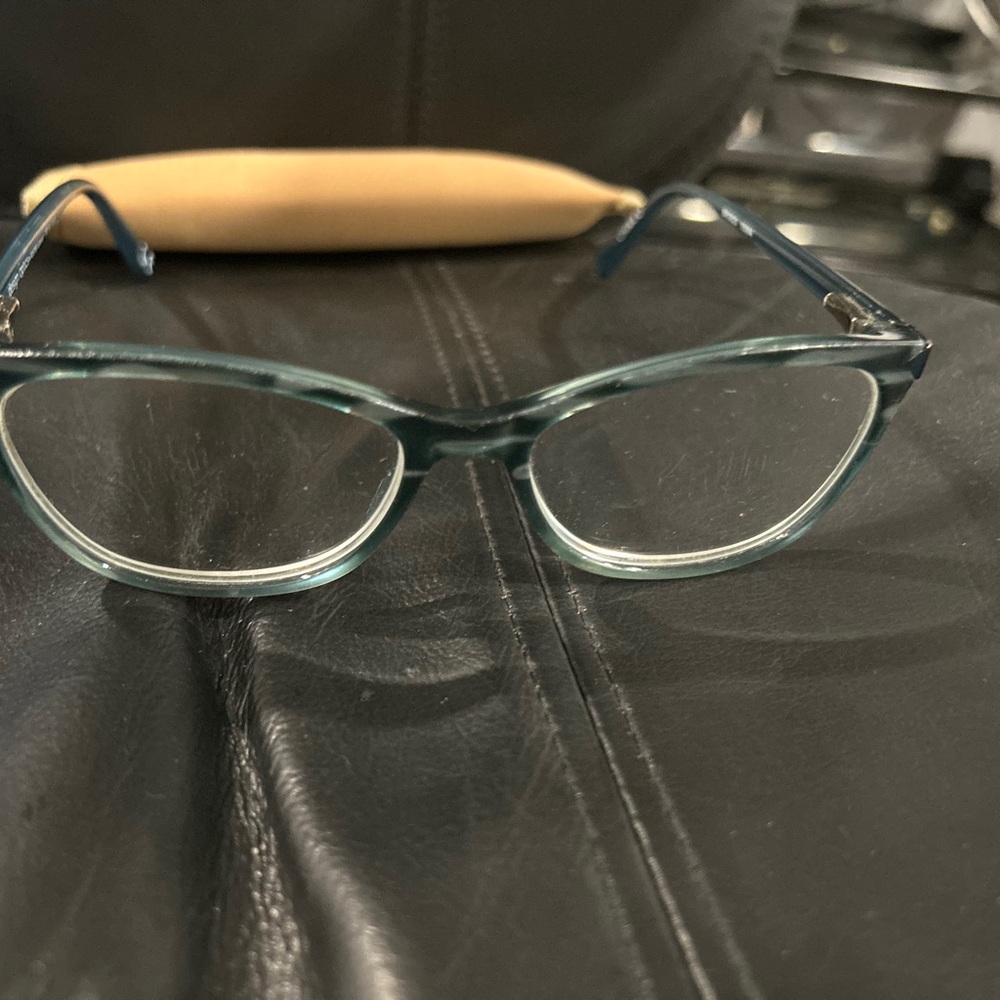 Foster Grant Teal and Black Men's Glasses - Picture 5 of 8